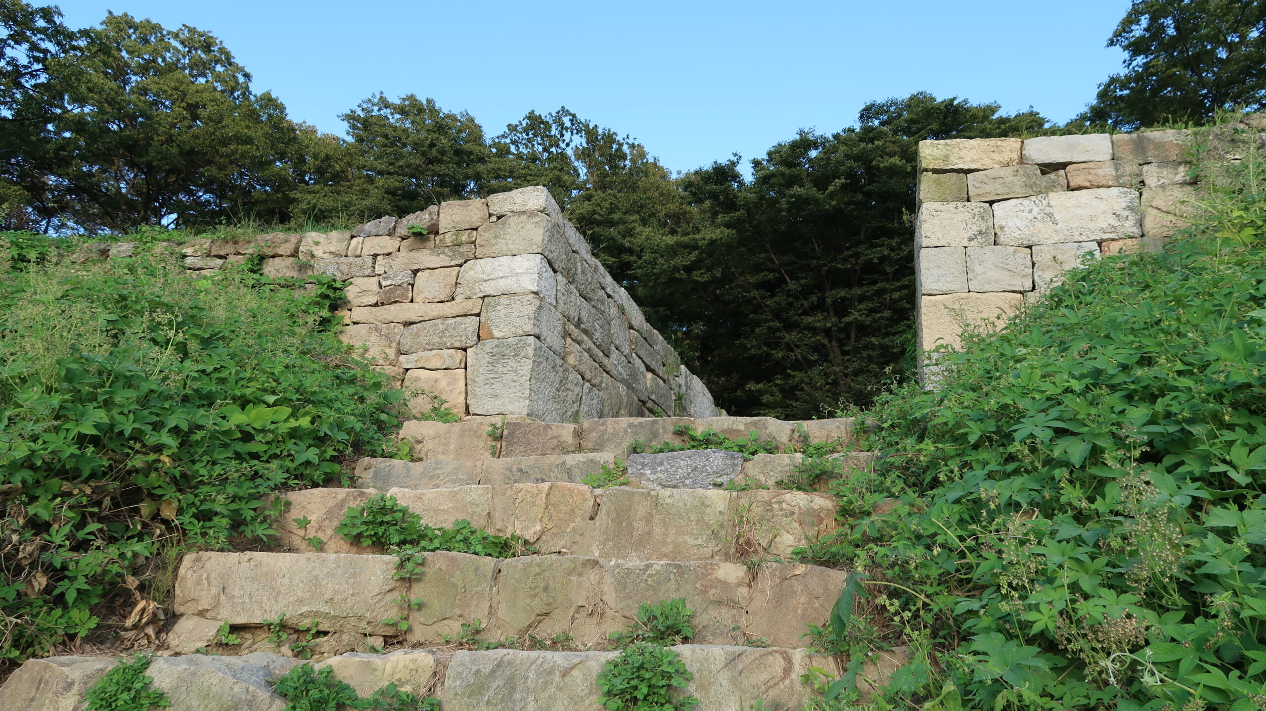 독산성과 세마대지 전경
